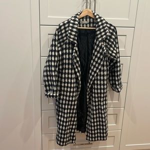 Houndstooth coat